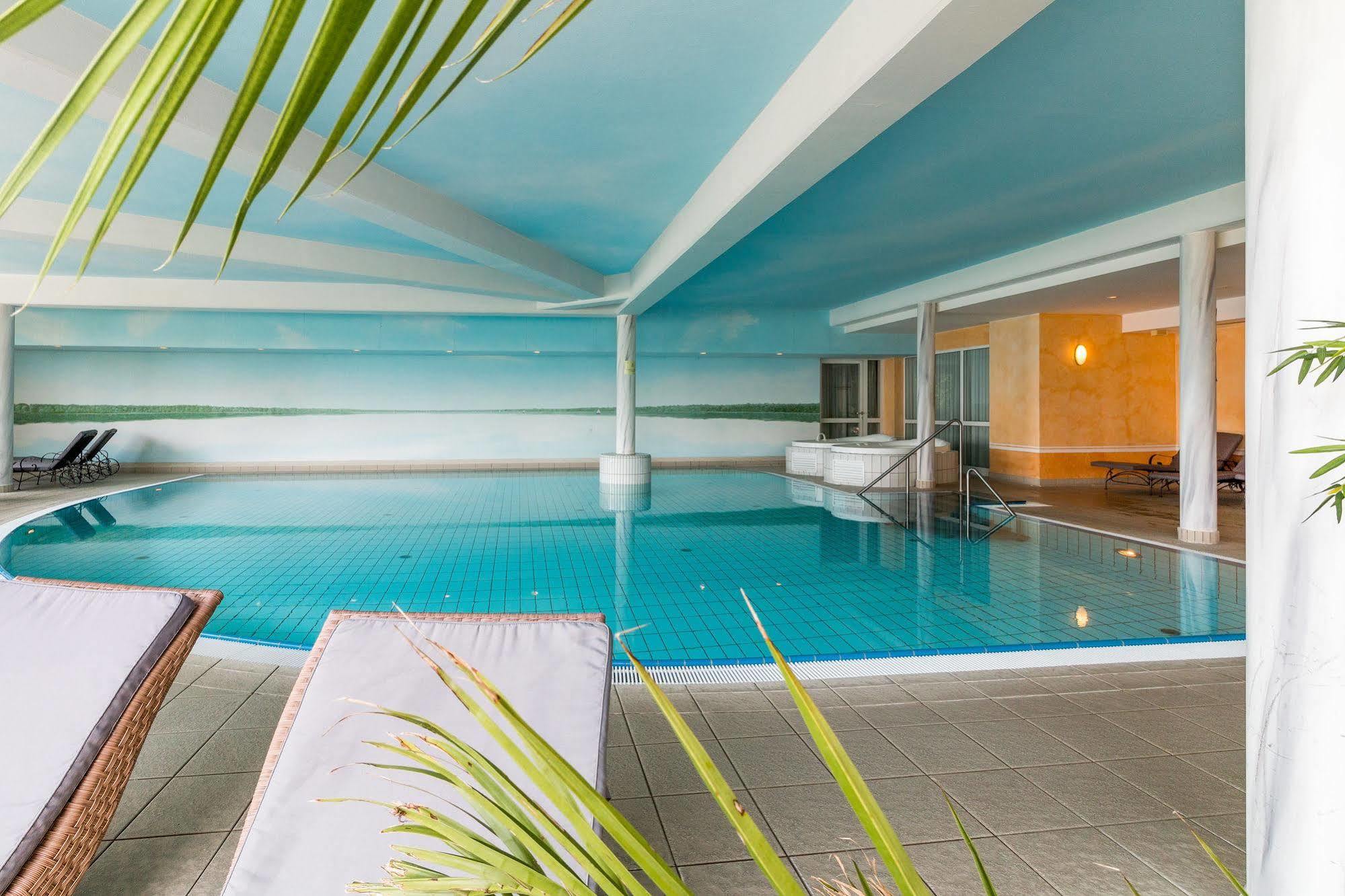 Seehotel Schloss كلينك المظهر الخارجي الصورة