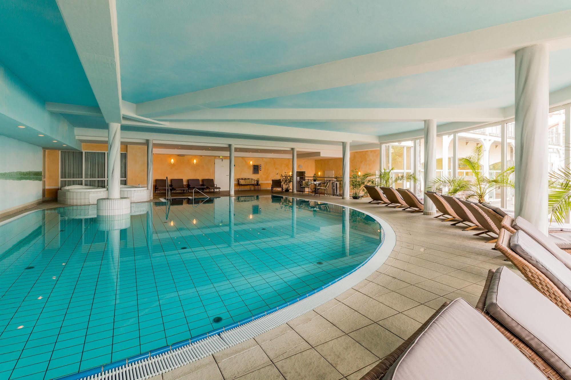 Seehotel Schloss كلينك المظهر الخارجي الصورة